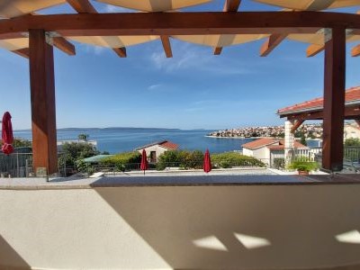 Vila u apartmanima Zora Okrug